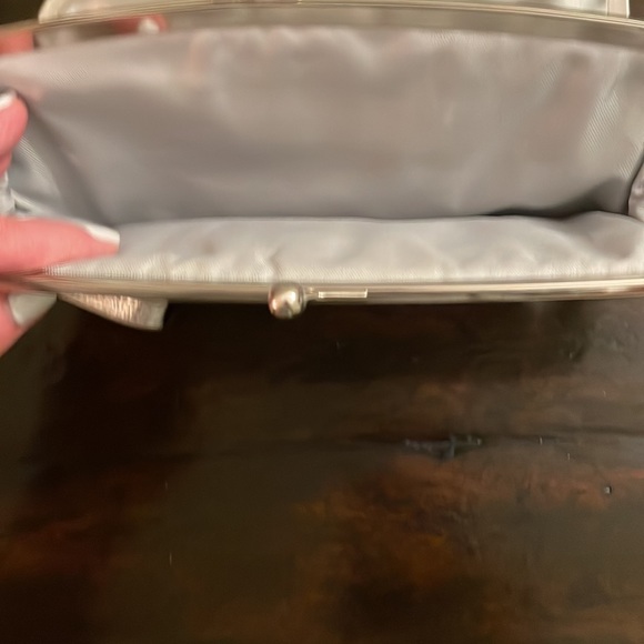 Silver Nine West clutch - Picture 5 of 5